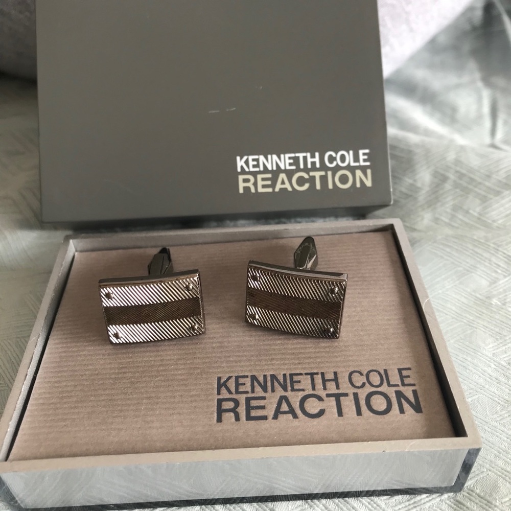 Kenneth Cole Reaction Cuff Links